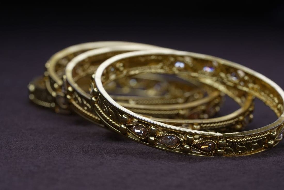 Bracelets & Bangles